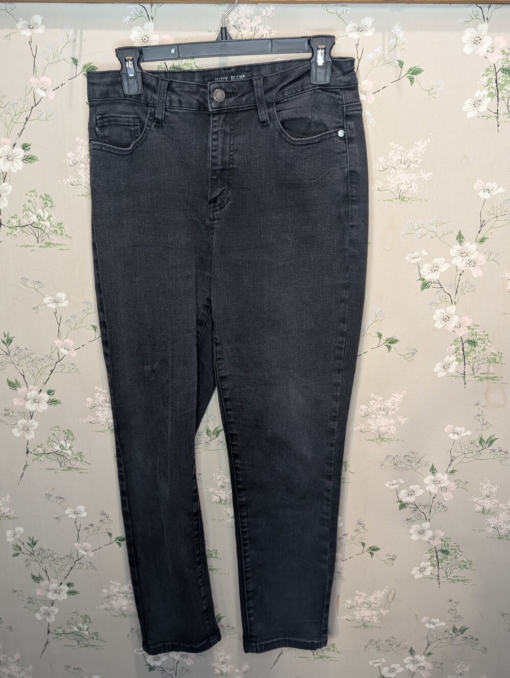 Judy Blue Boyfriend Fit Jeans W: 15-17, R: 11, I: 27